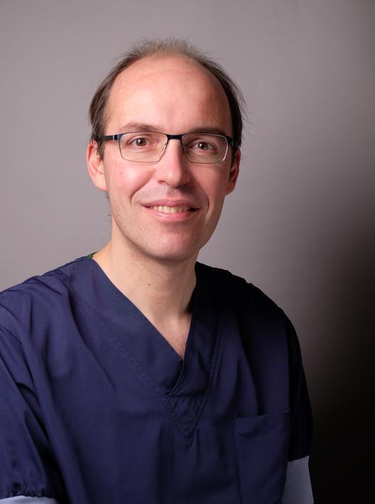 dr. Van Gucht Joachim - AZ Rivierenland